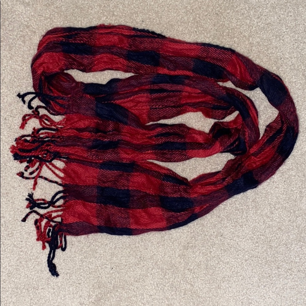 I LOVE H81 Red and Navy Plaid Scarf